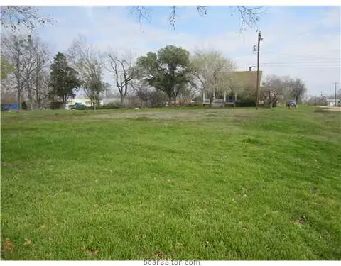 100 Beech St, Calvert, TX 77837 photo 3