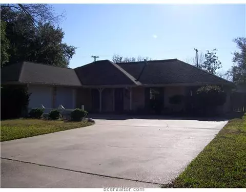 3406 Spring Ln, Bryan, TX 77802 photo 3