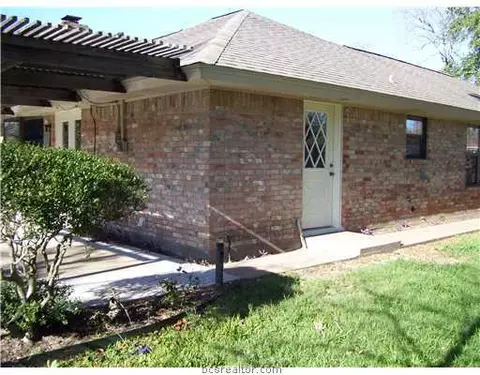 3406 Spring Ln, Bryan, TX 77802 photo 6
