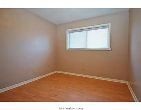 2905 Hillside Dr, Bryan, TX 77802 photo 14