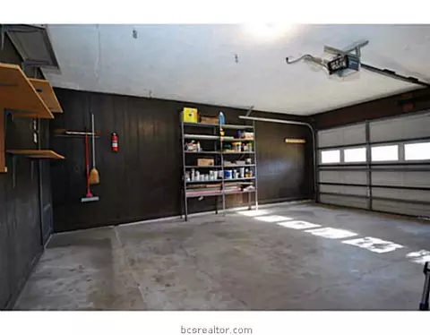 2905 Hillside Dr, Bryan, TX 77802 photo 19