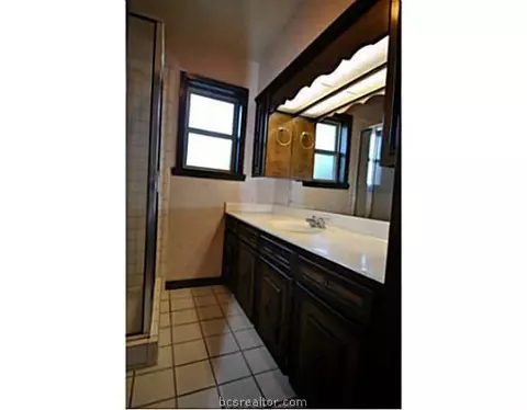 2905 Hillside Dr, Bryan, TX 77802 photo 11