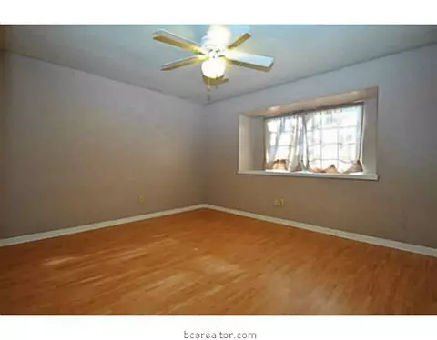 2905 Hillside Dr, Bryan, TX 77802 photo 13