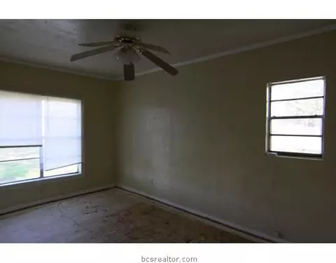 10894 Forsthoff Rd, Bryan, TX 77808 photo 4