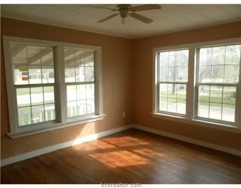 1317 Park St, Bryan, TX 77803 photo 6
