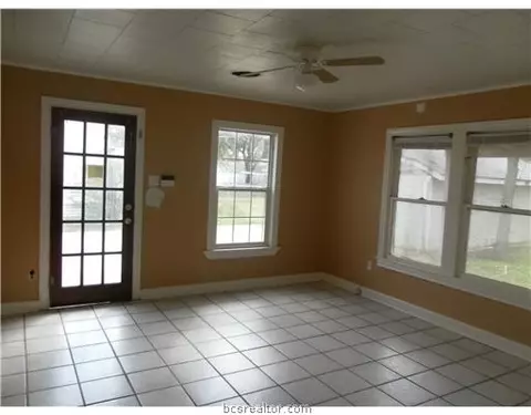 1317 Park St, Bryan, TX 77803 photo 8