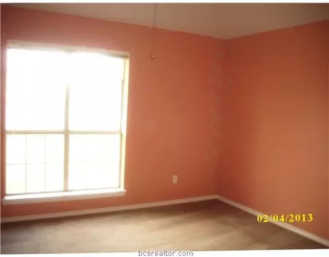 4803 Brompton Dr, Bryan, TX 77802 photo 6