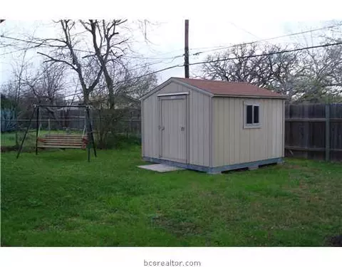 322 Dunn St, Bryan, TX 77801 photo 9