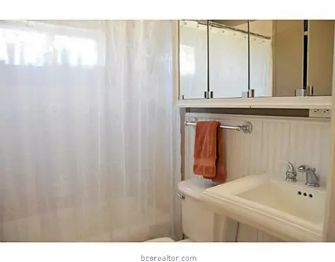 1402 Bennett St, Bryan, TX 77802 photo 20