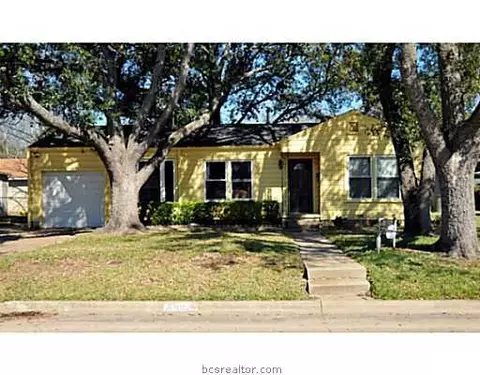 1402 Bennett St, Bryan, TX 77802 photo 1