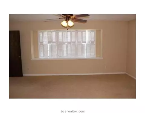 4104 Willow Oak, Bryan, TX 77802 photo 7