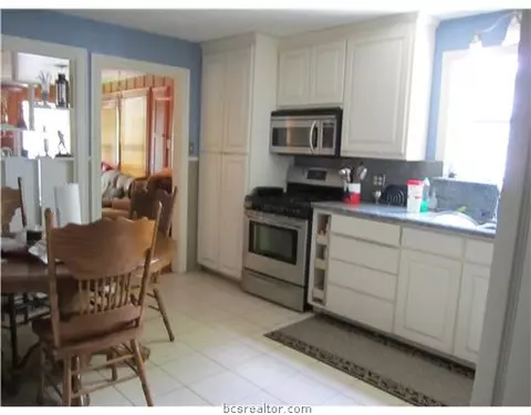 1307 E 25th St, Bryan, TX 77803 photo 7