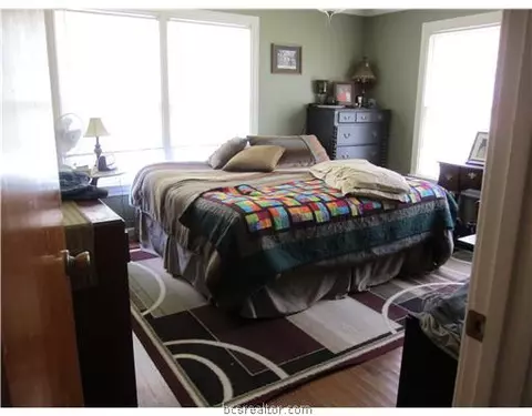 1307 E 25th St, Bryan, TX 77803 photo 5
