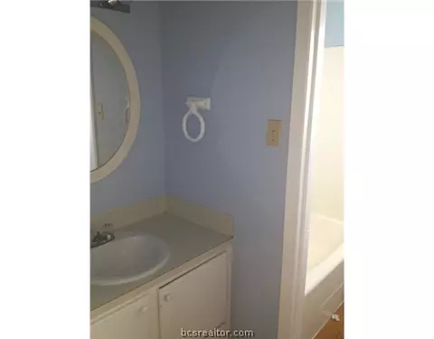 4302 Meadowbrook, Bryan, TX 77802 photo 9