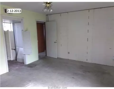 1000 Esther Blvd, Bryan, TX 77802 photo 10