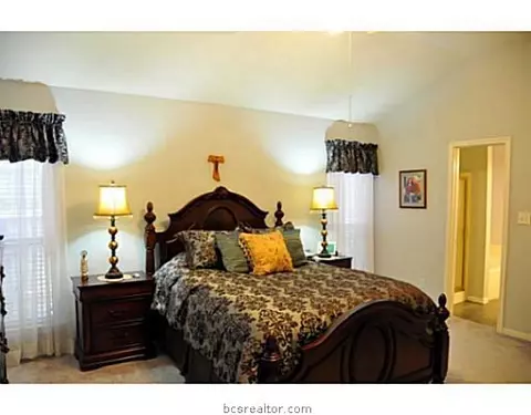 2618 Trophy Dr, Bryan, TX 77802 photo 13