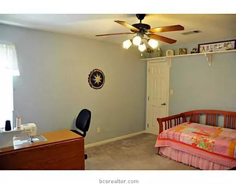 2618 Trophy Dr, Bryan, TX 77802 photo 12