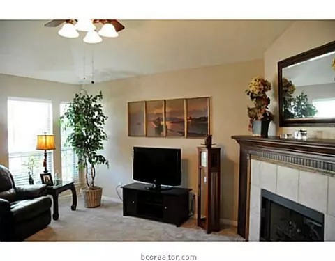 2618 Trophy Dr, Bryan, TX 77802 photo 5