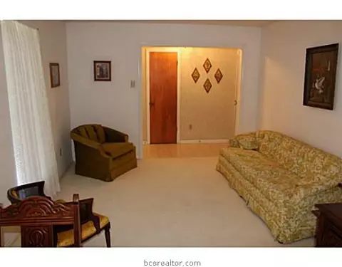 3900 Oak Bend Dr, Bryan, TX 77802 photo 10