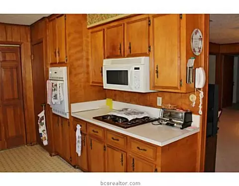 3900 Oak Bend Dr, Bryan, TX 77802 photo 14