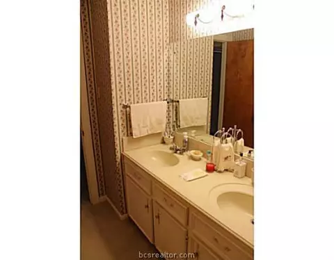 3900 Oak Bend Dr, Bryan, TX 77802 photo 21