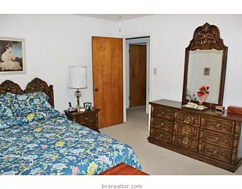 3900 Oak Bend Dr, Bryan, TX 77802 photo 7