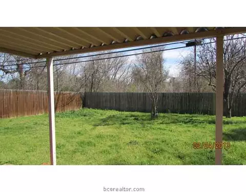 3919 Old Oaks, Bryan, TX 77802 photo 12