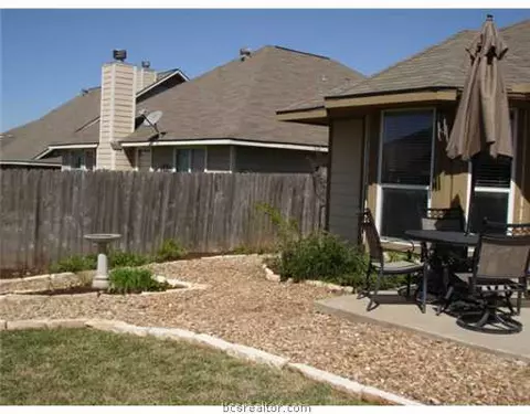 1704 Kingsgate Dr, Bryan, TX 77807 photo 14