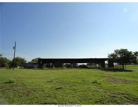 9925 Arnold Ln, Bryan, TX 77808 photo 2