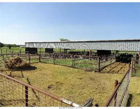 9925 Arnold Ln, Bryan, TX 77808 photo 8