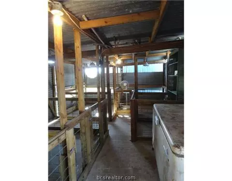 9925 Arnold Ln, Bryan, TX 77808 photo 10