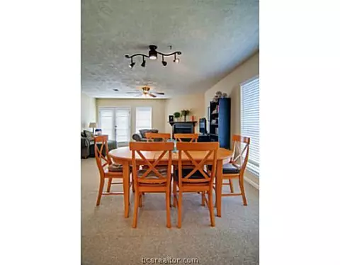 2820 Oakside Dr, Bryan, TX 77802 photo 7