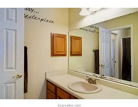 2820 Oakside Dr, Bryan, TX 77802 photo 13
