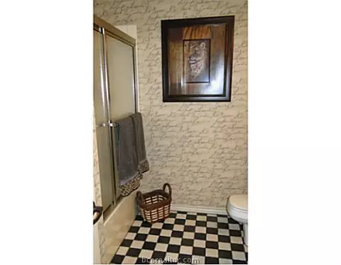 4308 Warwick Dr, Bryan, TX 77802 photo 13