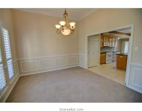 2105 Williams, Bryan, TX 77802 photo 5