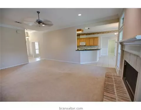 2105 Williams, Bryan, TX 77802 photo 7