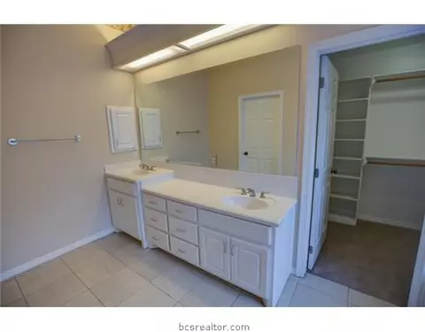 2105 Williams, Bryan, TX 77802 photo 17