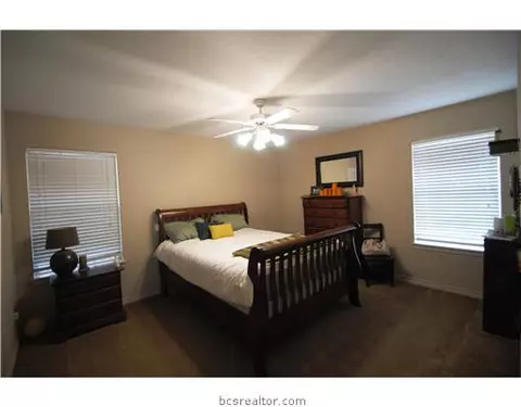 912 29th St, Bryan, TX 77803 photo 9