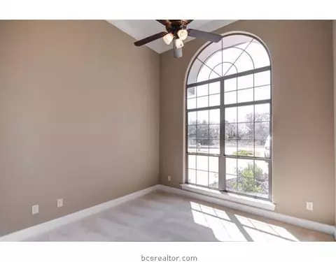 2001 Lis Ln, Bryan, TX 77807 photo 21