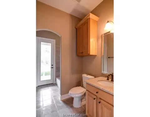 2001 Lis Ln, Bryan, TX 77807 photo 20