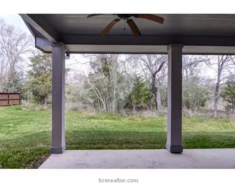 2001 Lis Ln, Bryan, TX 77807 photo 23