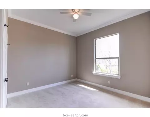 2001 Lis Ln, Bryan, TX 77807 photo 19
