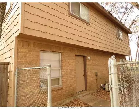 702 Navidad St, Bryan, TX 77801 photo 2