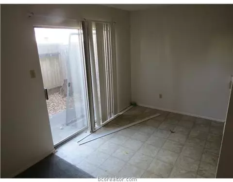 702 Navidad St, Bryan, TX 77801 photo 11