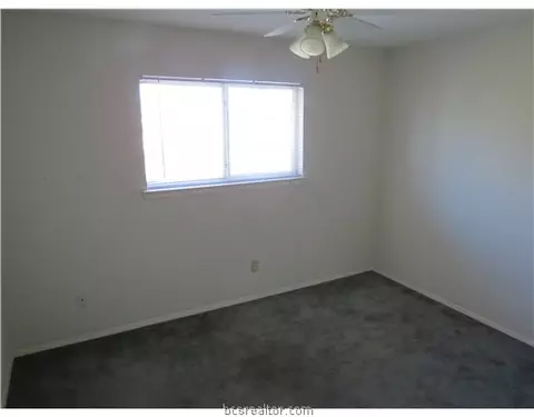 702 Navidad St, Bryan, TX 77801 photo 7