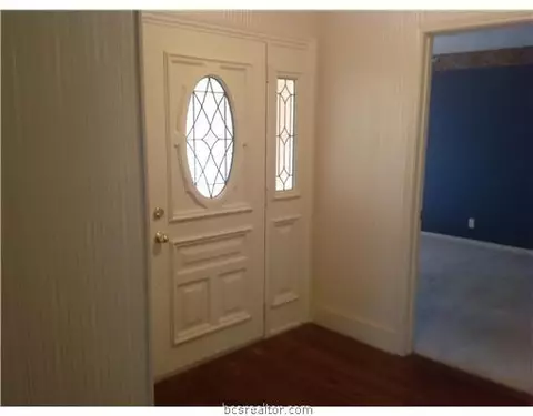 2805 Broadmoor Dr, Bryan, TX 77802 photo 8
