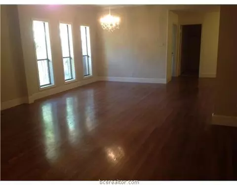 2805 Broadmoor Dr, Bryan, TX 77802 photo 11
