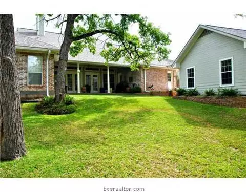 2300 E Briargate Dr, Bryan, TX 77802 photo 22