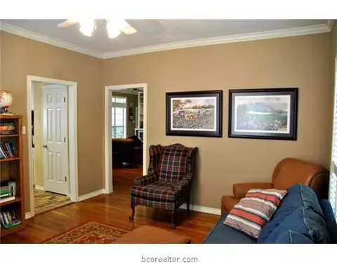 2300 E Briargate Dr, Bryan, TX 77802 photo 12