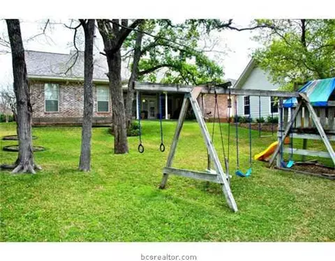 2300 E Briargate Dr, Bryan, TX 77802 photo 23